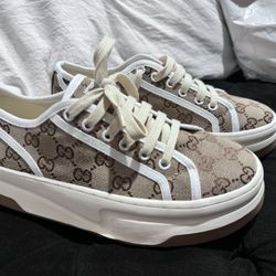 Gucci Shoes Size 6 In Womens