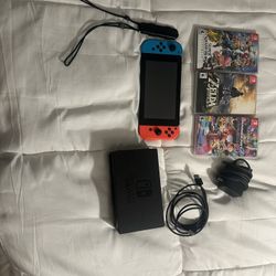 Nintendo Switch + 3 Games