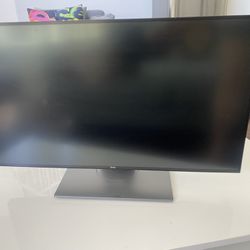 Dell Ultrasharp U2718Q 27-Inch 4K IPS Monitor