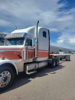 Frieghtliner Clásico XL 2005