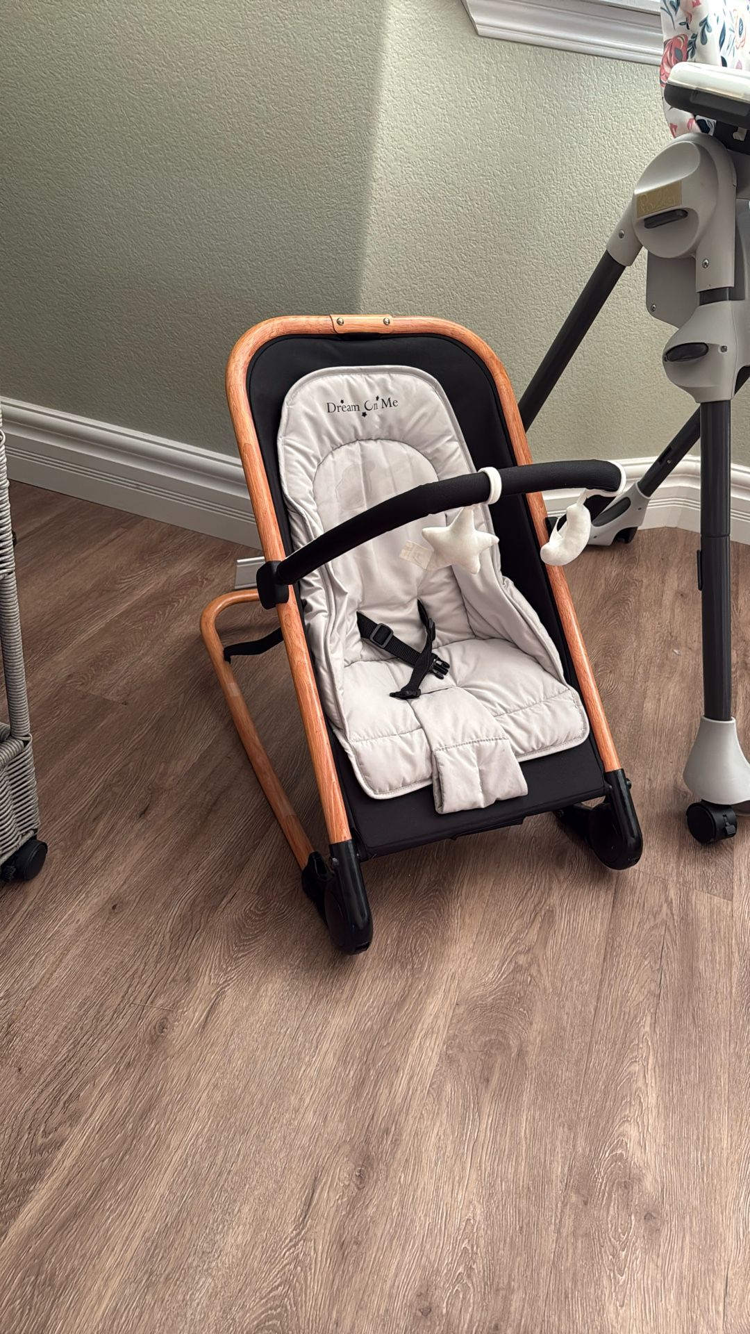 Baby Bouncer - dream On Me