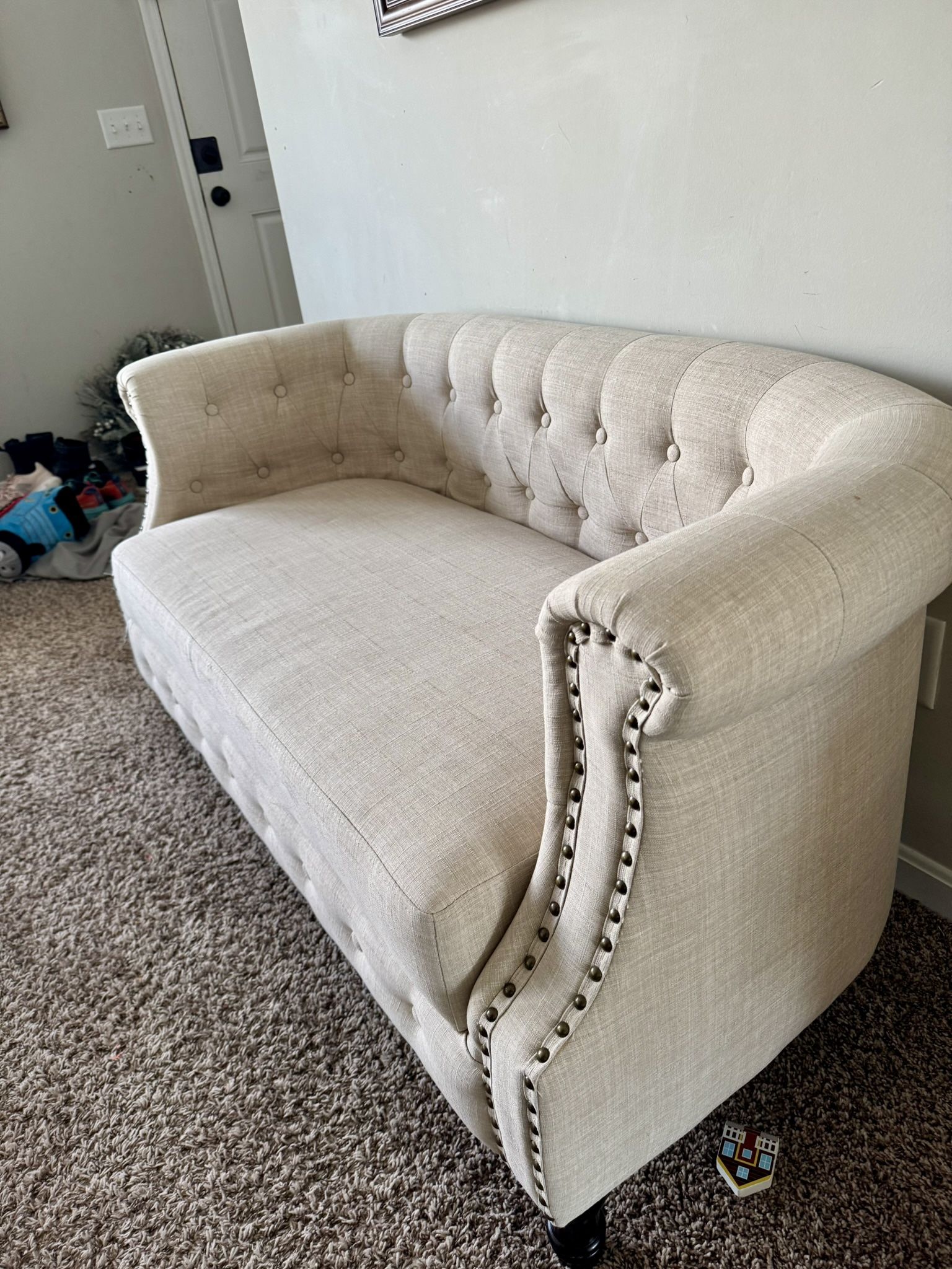 Beautiful 3 Piece Couch Set