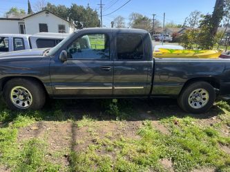 2005 2 Wheel Drive Silverado V8 Auto 