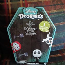 RARE 2021 Disney Doorables Nightmare Before Christmas  Peek Pack...opened 