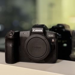 Canon EOS R (Body Only)