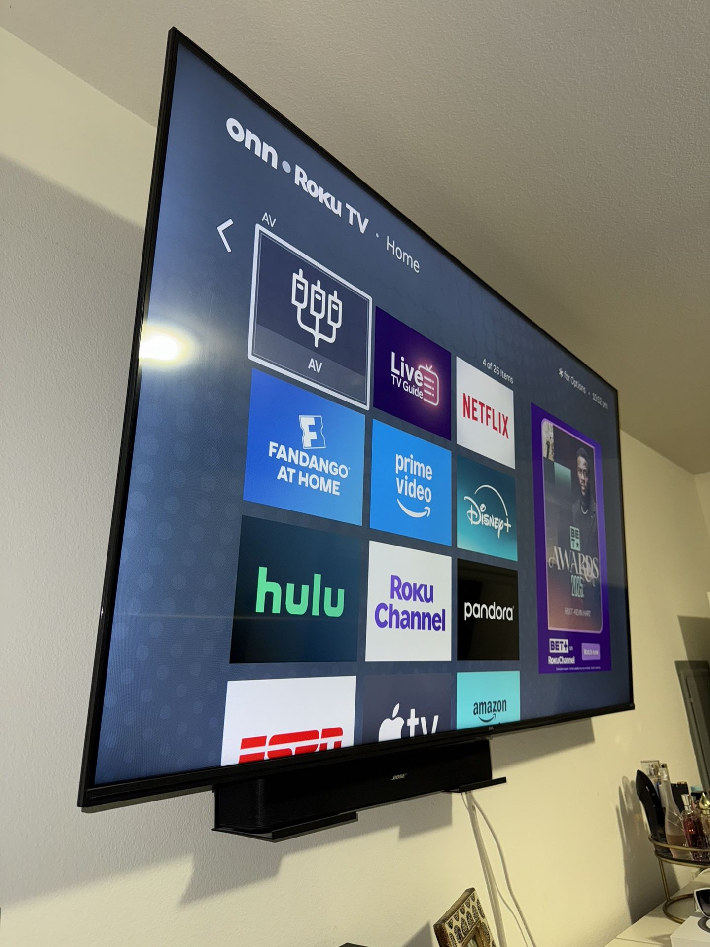 65 Inch ONN Roku Smart Tv