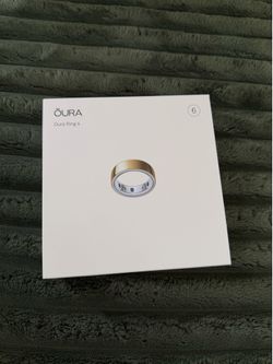 Oura Ring 4 - Gold - Size 6 (Brand New, Sealed)