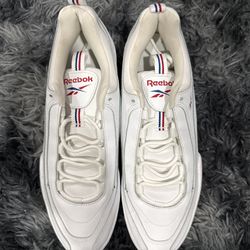 Reebok women's shoe, size 11