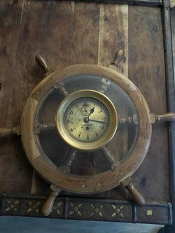 Vintage Nautical Ship's Wheel Clock