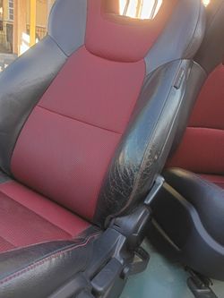 Genesis Hyundai Coupe Seats