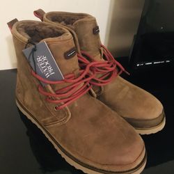 Uggs mens brand new with tag size 11
