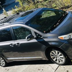 2014 Toyota Sienna