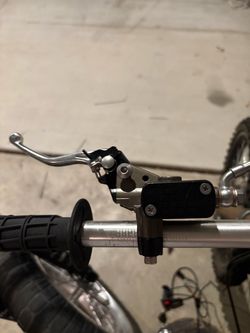 Ultra bee brake