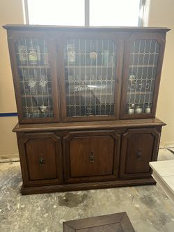China Hutch Make Me An Offer