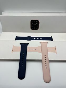 Apple iwatch Boxes only with 2 Bands Read Description
