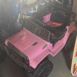 Kids electric Jeep