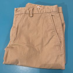 Old Navy Men’s Khaki Pants 
