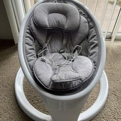baby swing with bluetooth 
