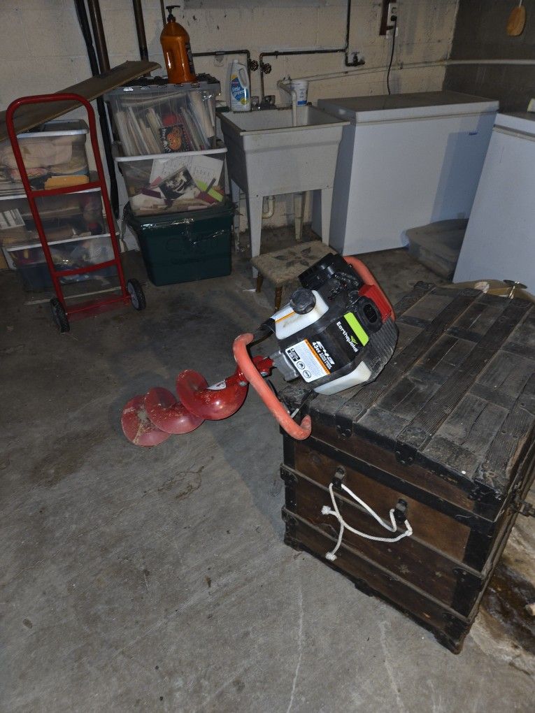 Auger Earthquake Viper 43cc