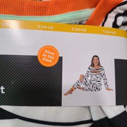 NEW Women’s Mummy Halloween Glow in the Dark Pajama Set Size L (12-14) 2-Piece