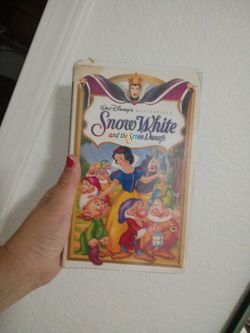 Snow White and the seven dwarfs cassette movie tape