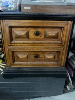 Sturdy nightstand dresser