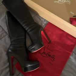 CHRISTIAN LOUBOUTIN  Boots 100% AUTHENTIC 