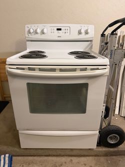 Kenmore 30” Electric Range Oven W/ 4 Burners