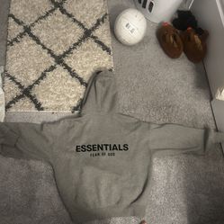 Essential Hoodie 