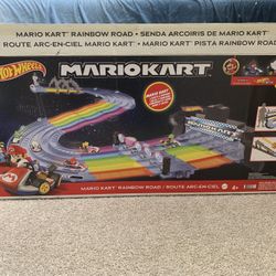 Mario Kart Hot wheels Track