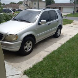 2000 MERCEDES BENZ ML 320
