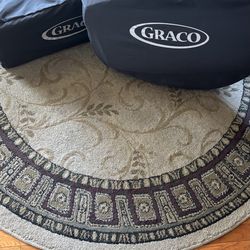 Graco Pack n Play Travel Dome Playard