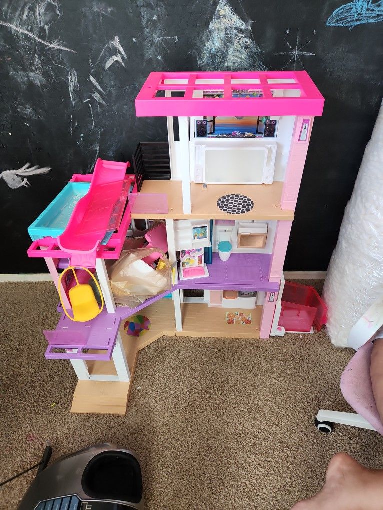 Moving SALE - Barbie Dream House w/accessories