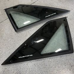 MUSTANG FOX-BODY PARTS (PARTING OUT 5 CARS MESSAGE ME FOR WHAT YOU NEED AND PRICES INTERESTED PARTIES ONLY PLEASE 