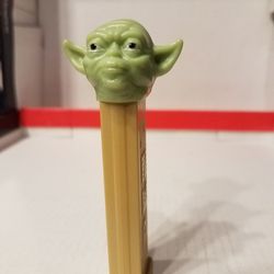 Star Wars Yoda Pez Dispenser
