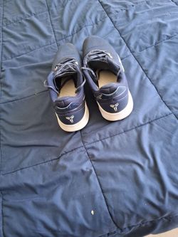 Kobe navy blue size  15