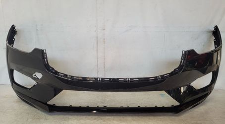 2018 2019 2020 VOLVO XC60 FRONT BUMPER COVER OEM (contact info removed)0