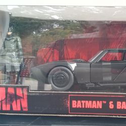 Die Cast Metal - Batman - Batmobile & Batman - New-