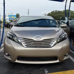 2014 Toyota Sienna