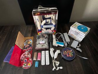 Ultimate Custom Clear Nintendo Wii Bundle - 12+ Games, Controllers, Wii Fit Accessories