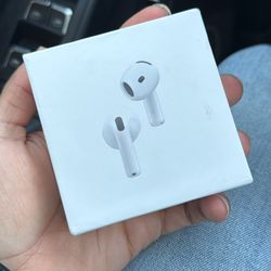 Airbuds Pod 4