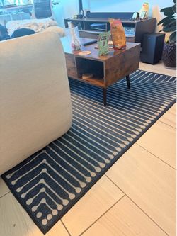 5x7 rug from Ruggable