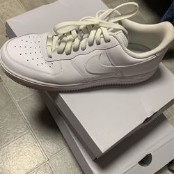 Nike Air Force 1