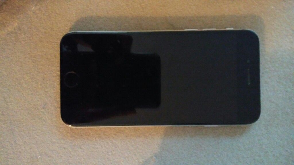 IPhone 6 64 gigs everything works but it has iCloud lock forgot password