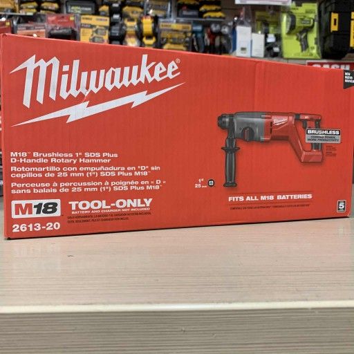 Milwaukee New 1' Rotary Hammer 18M Brushless ( Tool Only)