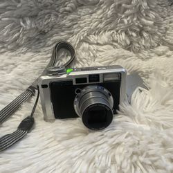 Pentax Silver and Black Digital Camera with Classic Design Optio 750z