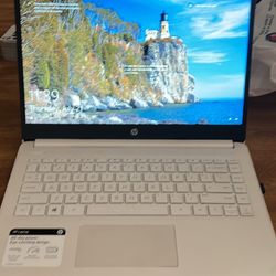 Hp Laptop With Wireless Mouse And Wireless Keyboard 