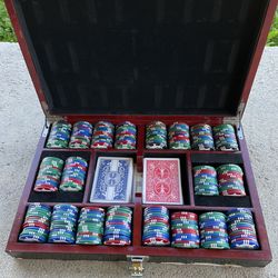 Clay poker set