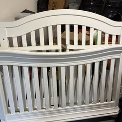 Free White Crib