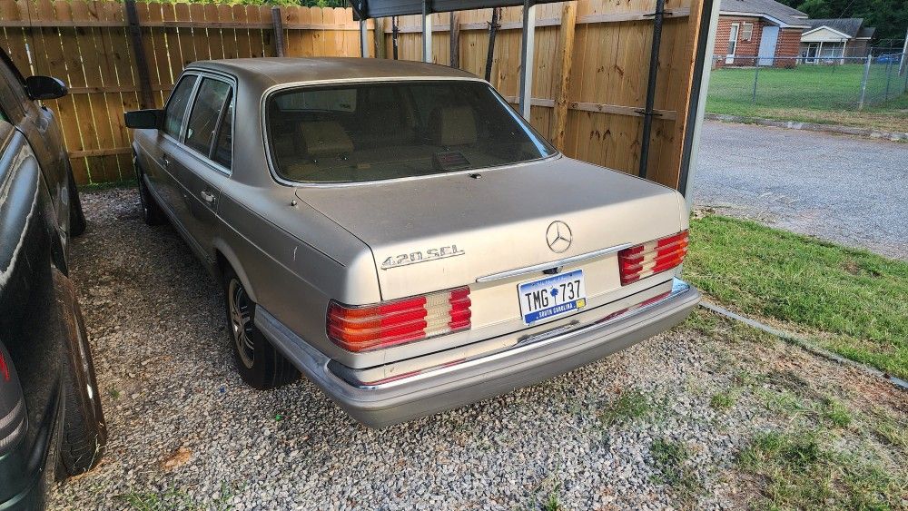 1986 Mercedes-Benz 420